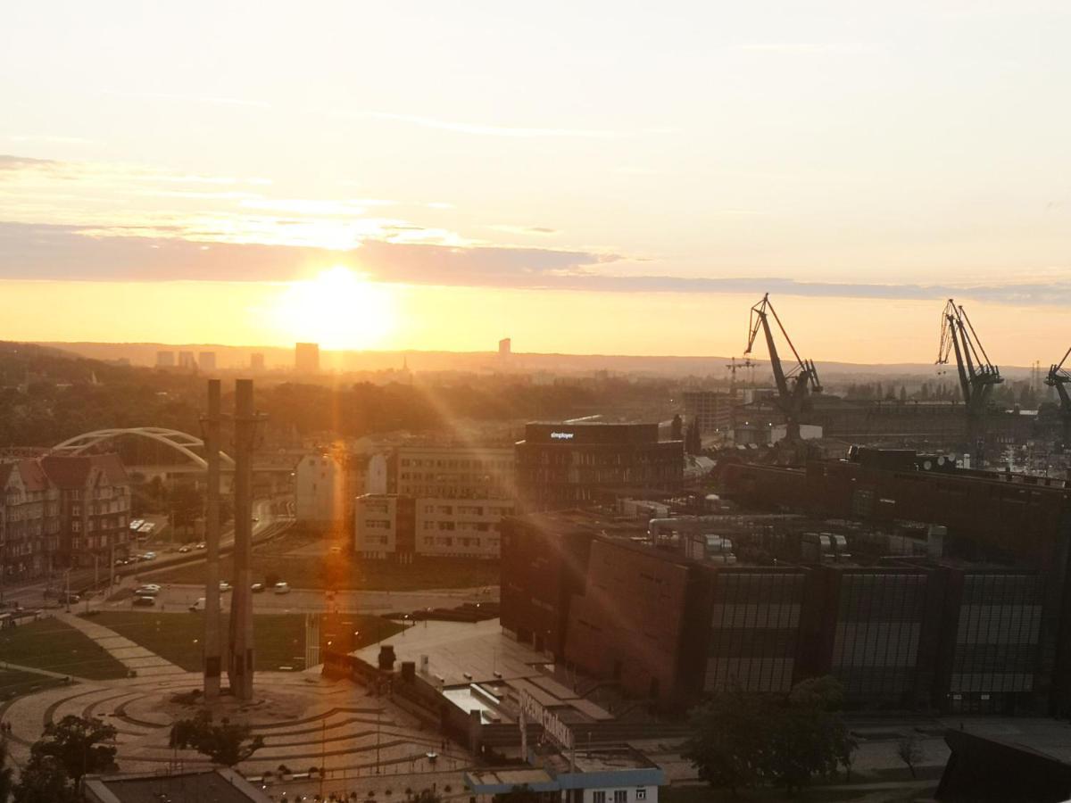 Walowa Tower Apartments Gdansk Luaran gambar
